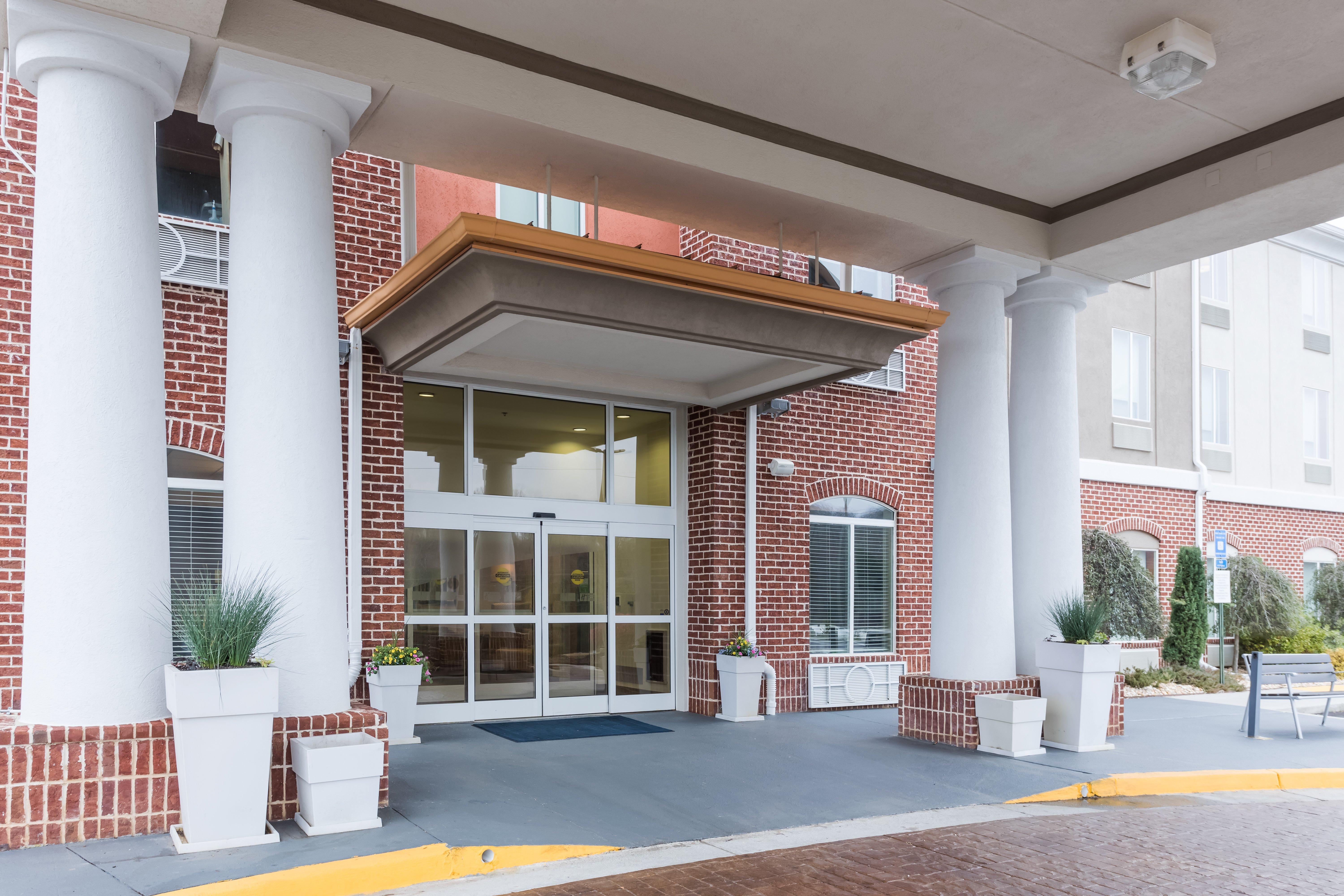 Holiday Inn Express & Suites Bremen Ga By Ihg Exterior foto